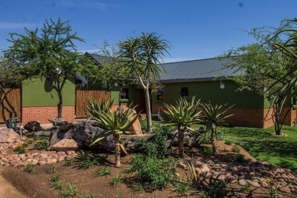 Chameleon Bush Lodge Hammanskraal Zewnętrze zdjęcie